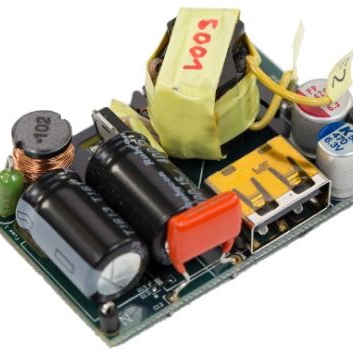 INFINEON TECHNOLOGIES 评估、开发板开发工具 EVAL15W5VFLYBP7TOBO1