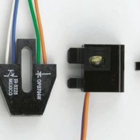 OPTEK TECHNOLOGY 断路器 OPB702